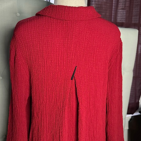 3/$20 💥 Indigo Moon Red Tunic Top Lagenlook Bell Sleeve Button Front Collared - Picture 8 of 16